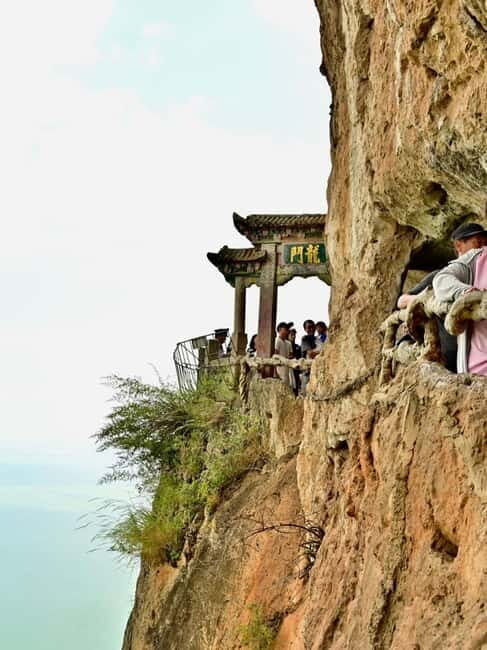 Kunming: Local Market, Ethnic Village & Dragon Gate Day Tour - Practical Details and Value