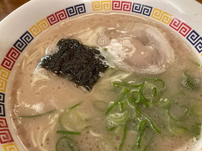 Kurume: Tonkotsu Ramen Guided Tour with 2 Bowls of Ramen - Walkthrough of the Tour Experience