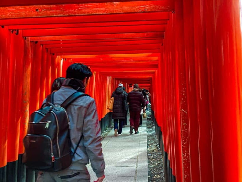 Kyoto: Fushimi Inari Night Walking Tour with Guide - What to Expect During the Tour