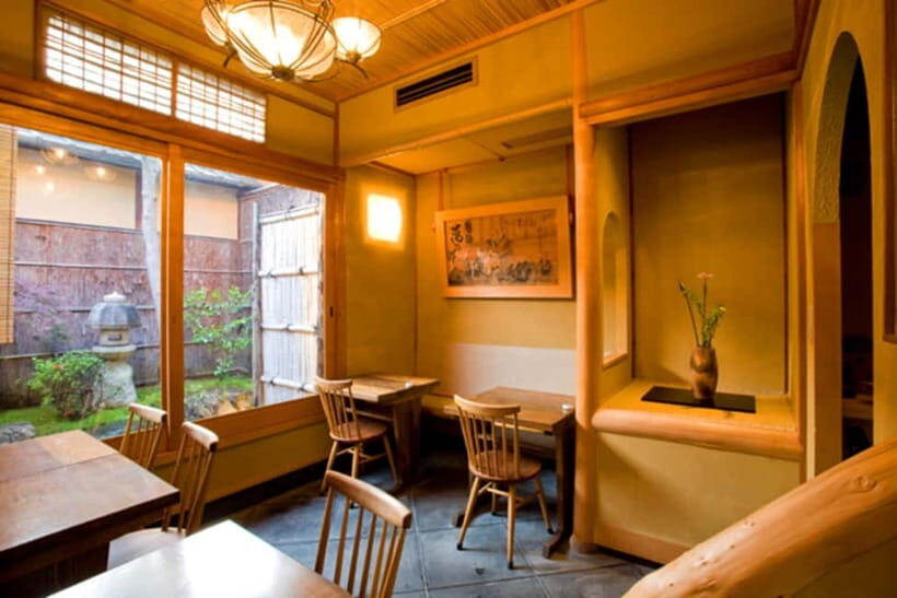 Kyoto: Kaiseki Reservation at Hanasaki Manjiro - The Dining Experience: Kaiseki at Its Finest