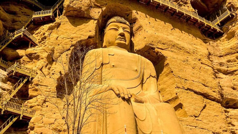 Lanzhou: Liujia Gorge & Binglingsi Grottoes Private Tour - Transportation & Group Size