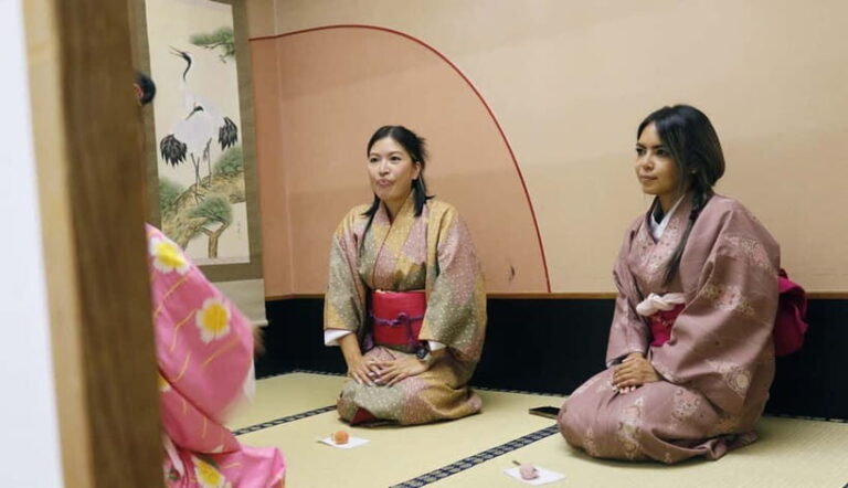Learn Zen in a class of making Matcha tea near Osaka Castle - An In-Depth Look at the Experience