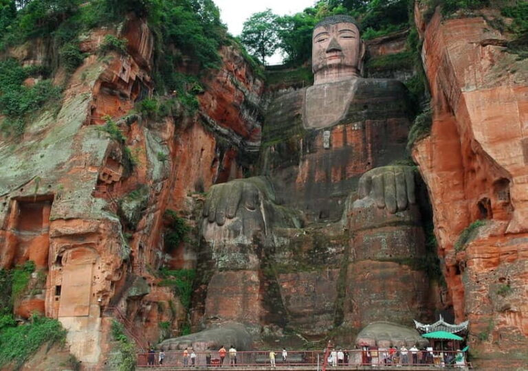 Leshan Giant Buddha & Huanglongxi/Buddha Temple Day Trip - Who Will Love This Tour?
