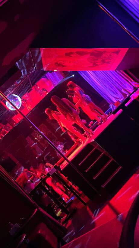 Makati Bar Crawl, GoGo Bar, Club, and Live Band - An In-Depth Look at the Makati Nightlife Tour