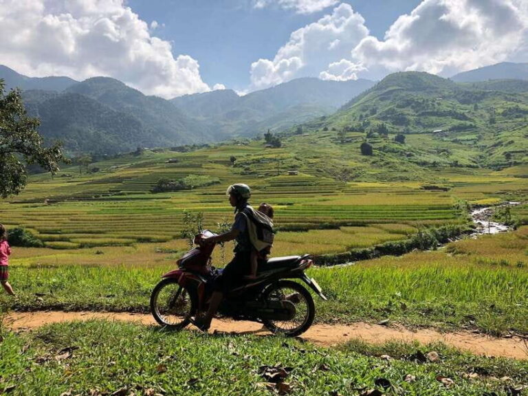 Mu Cang Chai: Private Car 1 day Tour with Local Guide - Practical Details and What to Bring