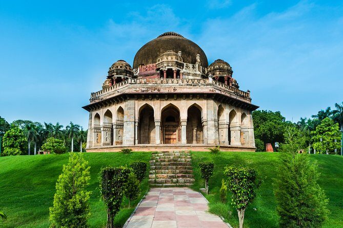 Mughal Heritage Tour Including Lodhi Garden, Humayun Tomb and Akshardham Temple - The Experience: Practicalities and Tips