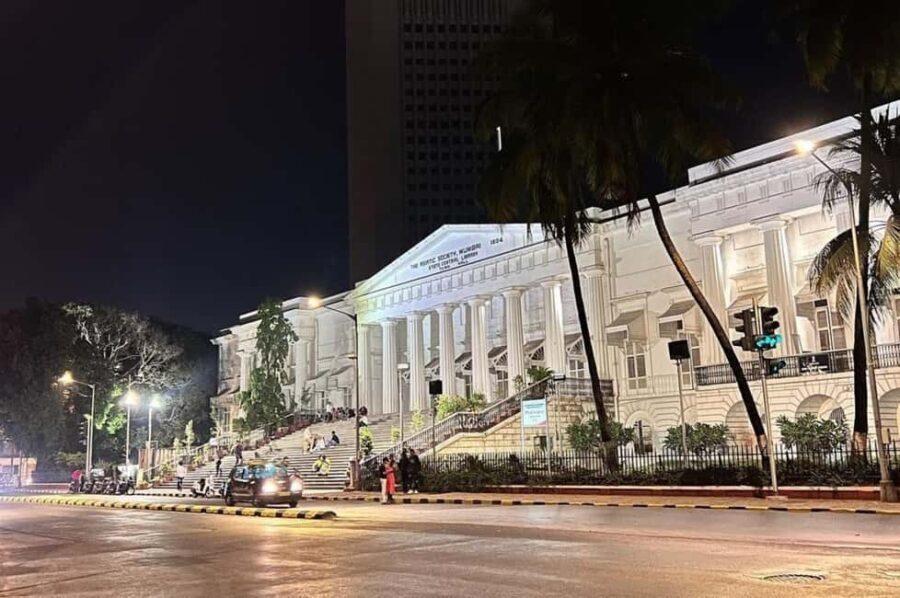 Mumbai by Night: Street Food & Heritage Walk - Who Will Love This Tour?