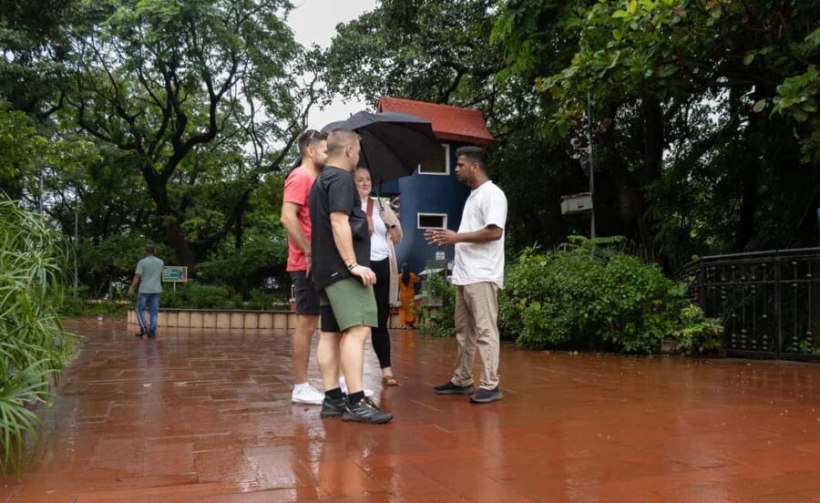 Mumbai City Sightseeing with Elephanta Caves Full Day Tour - Who Would Love This Tour?