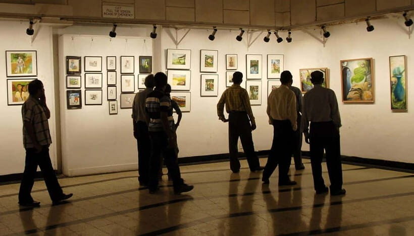Mumbai: Colaba Art Galleries Guided Walking Tour - FAQ