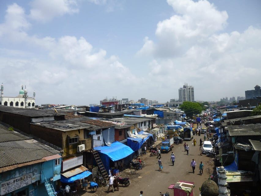 Mumbai: Dharavi Slum 2-Hour Walking Tour - What the Tour Does Well