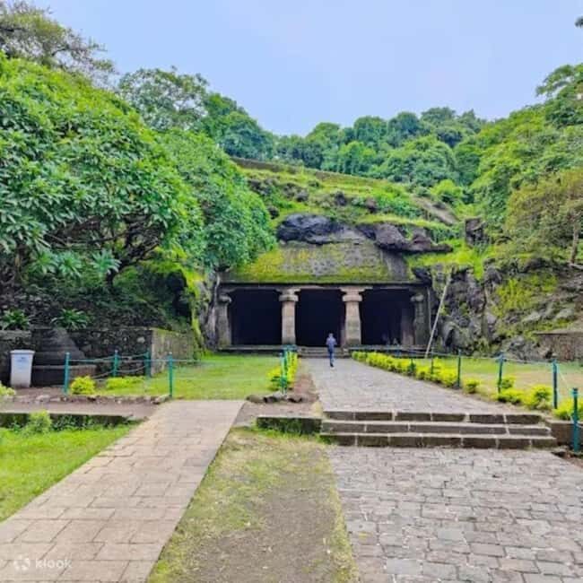 Mumbai: Elephanta Caves Guided Tour with Ferry & Lunch - The Experience in Detail
