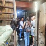 Mumbai: Private City sightseeing and Dharavi Slum Tour - Into the Depths: The Dharavi Slum Experience