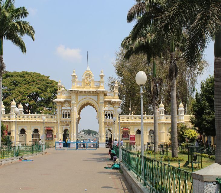 Mysore: Private Excursion with Lunch from Bangalore - The Value of a Guided Tour