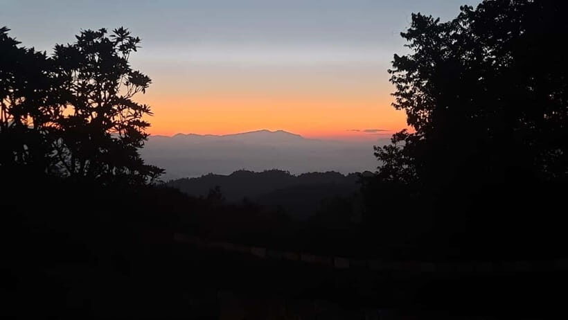 Nagarkot Sunrise & Day Hiking to Changu Narayan in Kathmandu - Practical Details and Tips