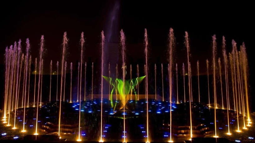 New Delhi: Akshardham Exhibition, Light and Water Show Tour - What Makes This Tour Stand Out?