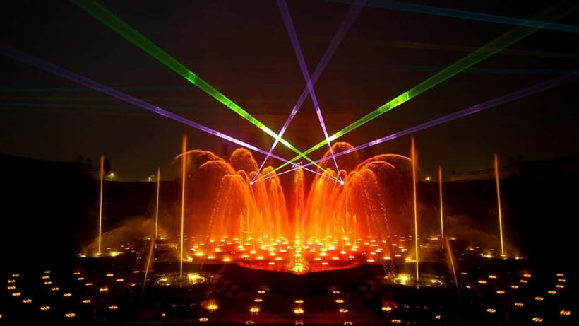 New Delhi: Akshardham Exhibition, Light & Water Show Tour - The Sum Up