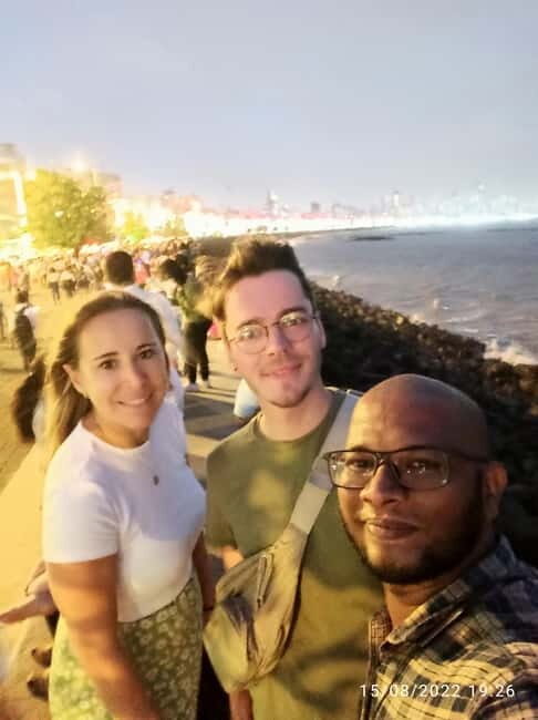 Night Tour: Mumbais Nights & Buzzing Bazaars - Food, Comfort, and Practicalities