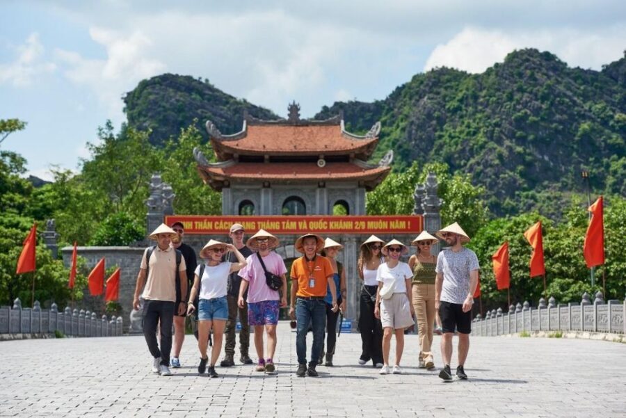 Ninh Binh tours: Hoa Lu - Tam Coc - Cycling 1 day - What’s Included & What’s Not