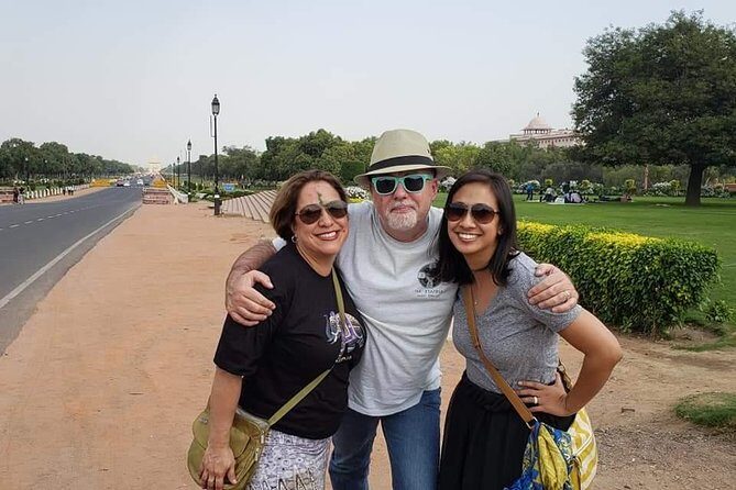 Old and New Delhi Highlights: Private Full-Day Tour - Practicalities and Tips