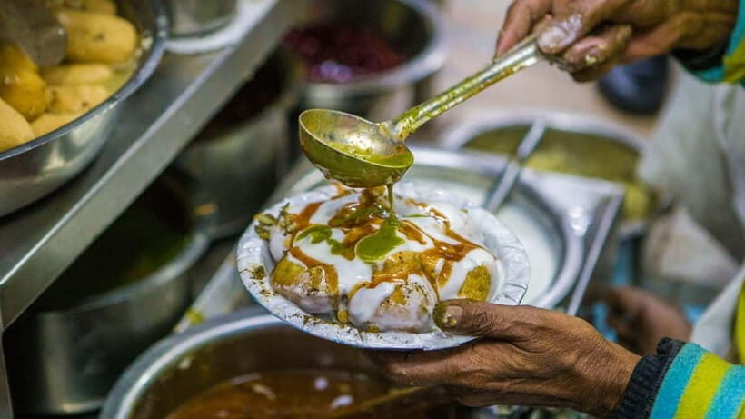 Old Delhi Food Tour: Culinary Heritage Walk Experience - The Itinerary: Food Stops and Cultural Gems