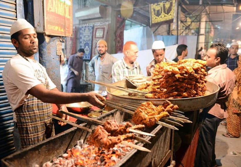 Old Delhi: Old Delhi City Tour with Rickshaw & Street Food - Who Will Love This Tour?