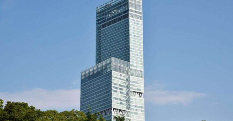 Osaka: Full-Day Sightseeing Tour by Private Vehicle - Who is This Tour Perfect For?