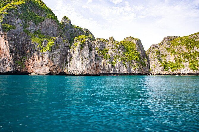 Phi Phi and Khai Islands Premium Service Trip by Seastar Andaman From Phuket - A Detailed Look at the Tour Experience