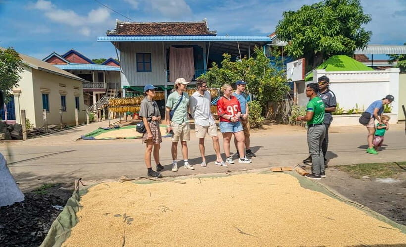 Phnom Penh Haft Day Tour to Silk Island by Tuk Tuk - What Makes This Tour Stand Out?