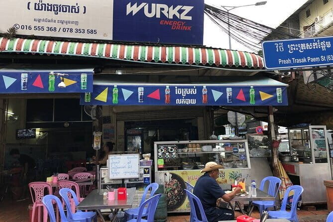 Phnom Penh Night Tuk Tuk Adventure and Local Food Tasting Tour - A Deep Dive into the Phnom Penh Night Tuk Tuk Adventure