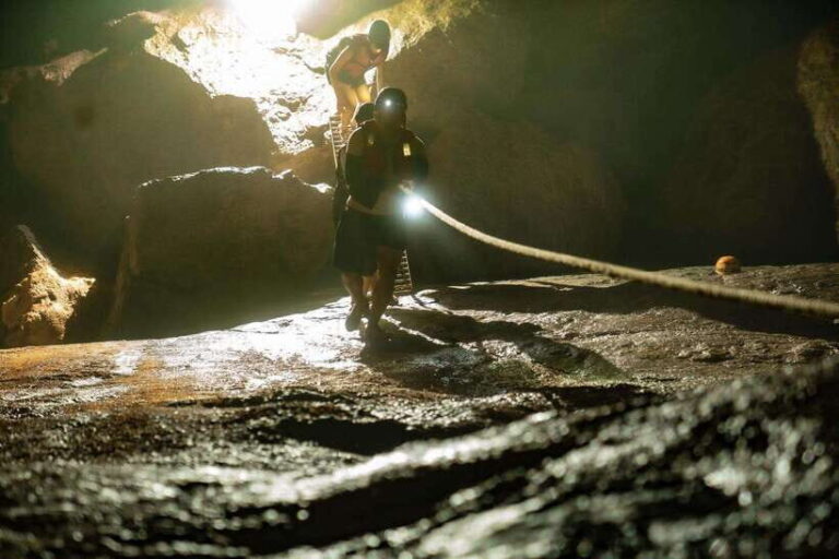 Phong Nha: Phong Nha Cave Expedition 4.5 km by Kayak - Why This Tour Offers Great Value