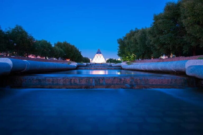 Private Astana City tour: Gude & Food & Winetasting - Why This Tour Offers Great Value