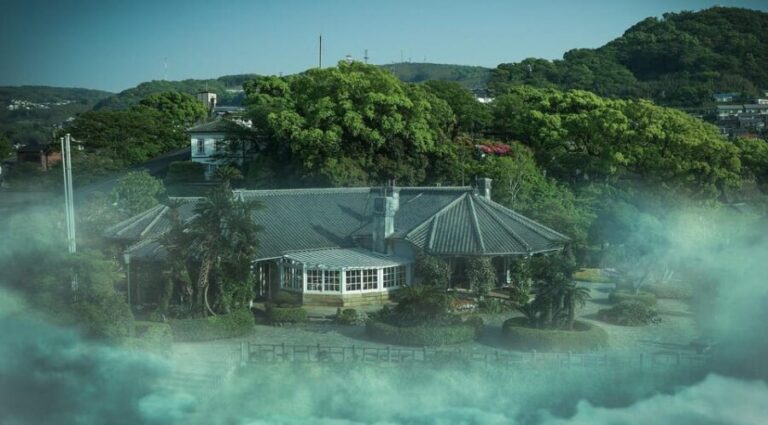 Private Day Trip to Nagasaki city from Fukuoka with Bus - An In-Depth Look at the Nagasaki Private Day Trip