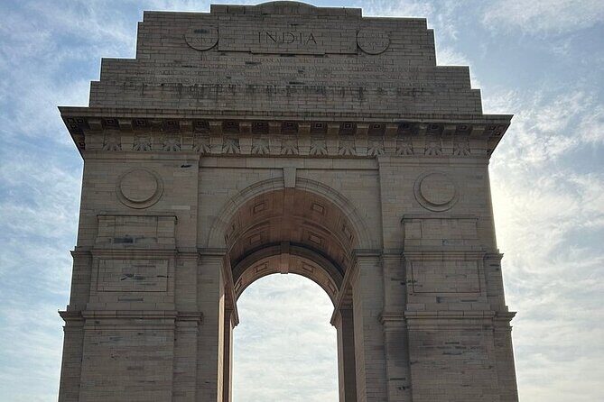 Private Half Day Delhi City Tour With Entrance Fees - The Experience in Detail