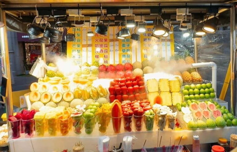 Private Night Market Tour with a Variety of Food Tastings - Food Tasting Highlights