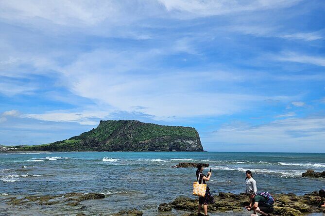 Private Tour in Jeju Island All Inclusive with Lunch - Why This Tour Offers Good Value