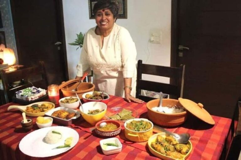 Pune: Traditional Maharashtrian Cooking Class & Dinner - Why This Experience Works