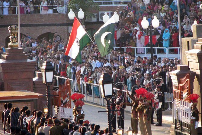 Real Amritsar : Full Day Tour with Wagah Border and Heritage Walk - Who Should Consider This Tour?