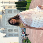 Rent a sari or kurta pajama for Taj Mahal visit & picture - What’s Included and How It Works