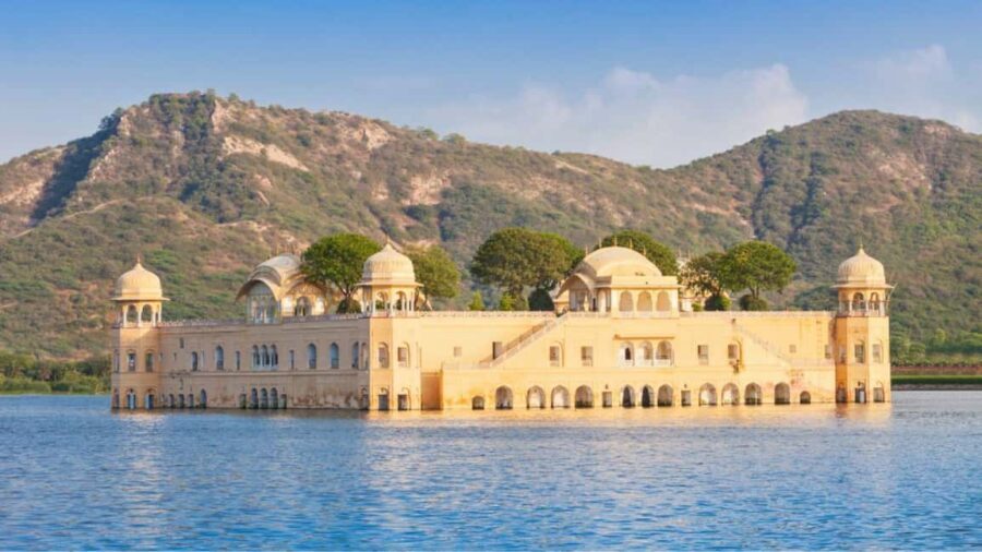 Same Day Jaipur Tour from Delhi by Car or Train - Transport and Logistics