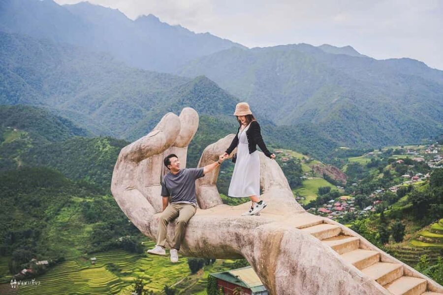 Sapa 2-Day Trek: Lao Chai, Ta Van, Cat Cat & Moana Tour - Transport and Logistics: What You Need to Know