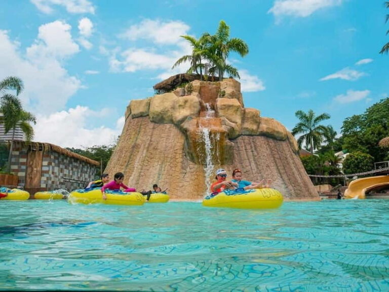 Selangor: Wet World Water Park Shah Alam Entrance Ticket - Rides and Attractions: What Makes It Exciting