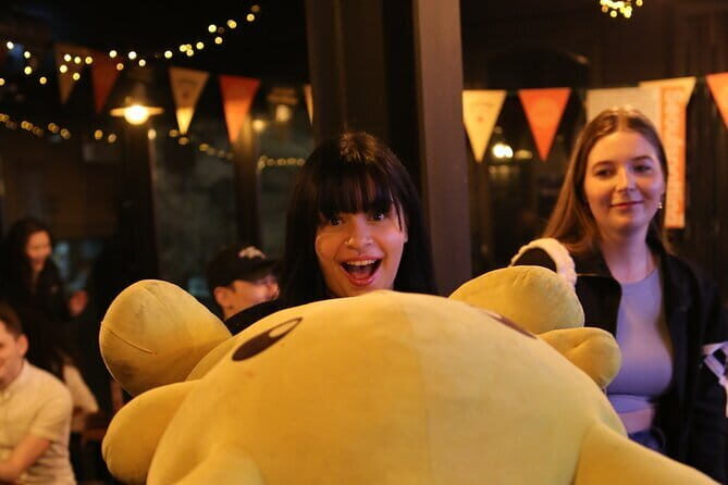 Seoul: LGBTQ+ Pub Crawl and Drag Show with Local Drag Queen - Key Points