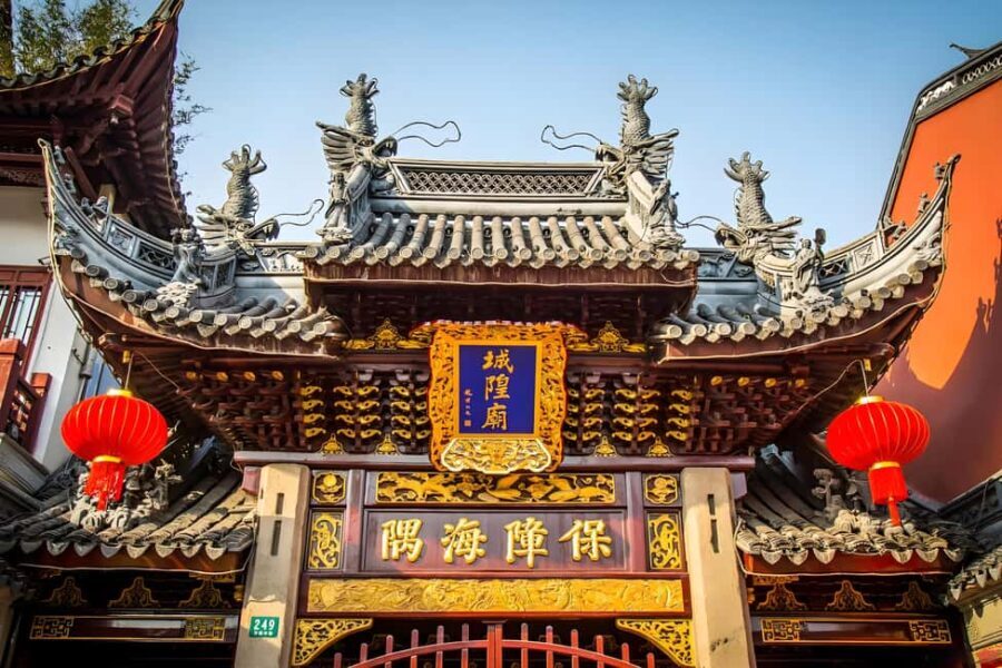 Shanghai: Yu Garden, City God Temple & River Cruise Tour - Practical Details and Tips