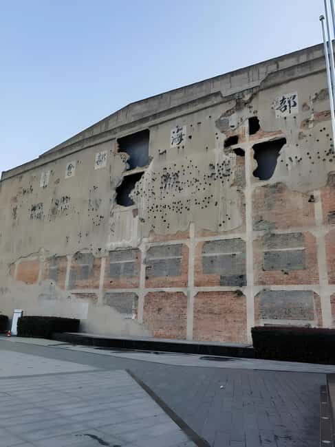 Shanghai: Yu Garden & Sihang Warehouse Guided Tour - Starting Point: Yu Garden