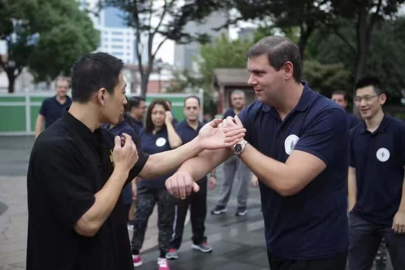 Shanghai:Wing Chun Kung Fu in Shanghai's Beautiful Park - The Setting: Practicing in a Scenic Shanghai Park