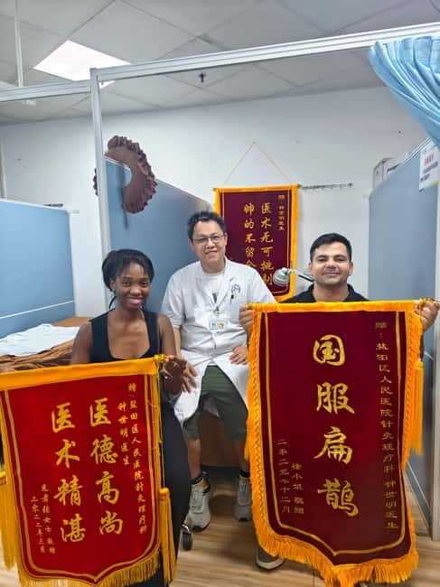 Shenzhen: Acupuncture Experience with TCM Practitioner - Exploring the Experience