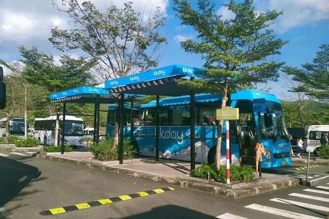 Shuttle bus to Golden Bridge - Ba na hill from Da Nang - The Return Trip