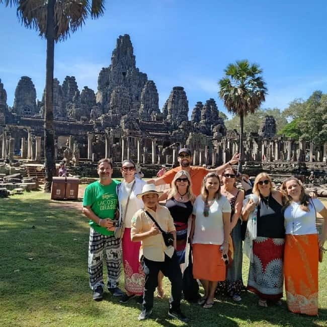 Siem Reap: 2-Day Angkor Tour with Spanish-Speaking Guide - How Is the Experience Organized?