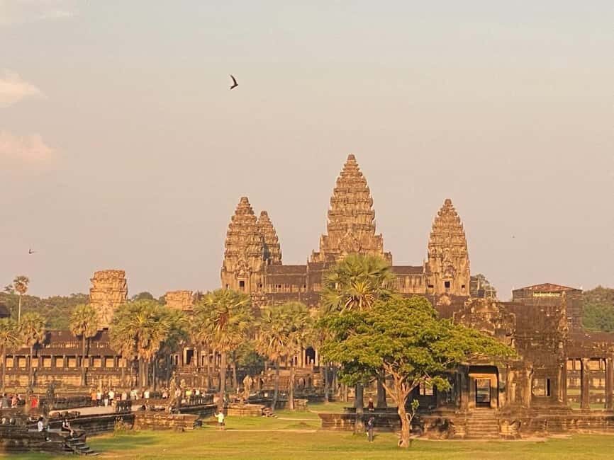 Siem Reap: Angkor Wat Tour with Italian-Speaking Guide - The Experience: What to Expect