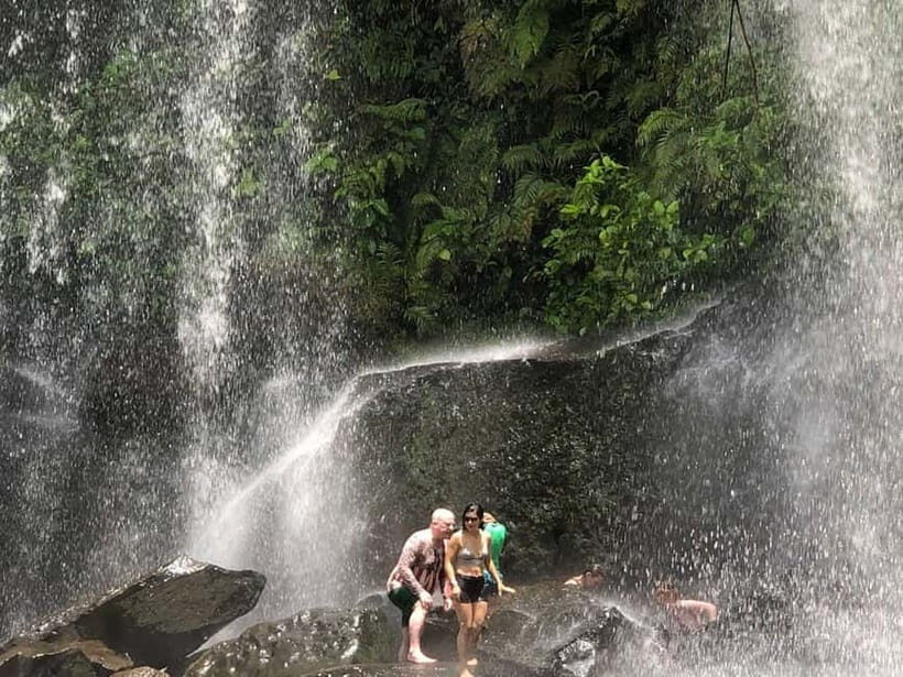 Siem Reap: Kulen, Waterfall 1000 lingas hosting by Local - Who Should Consider This Tour?